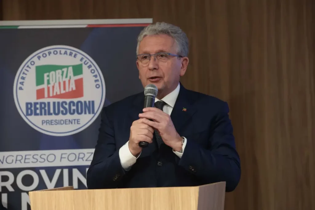 Librandi reddito di dignità, dichiarazioni di Forza Italia contro la proposta di Fico