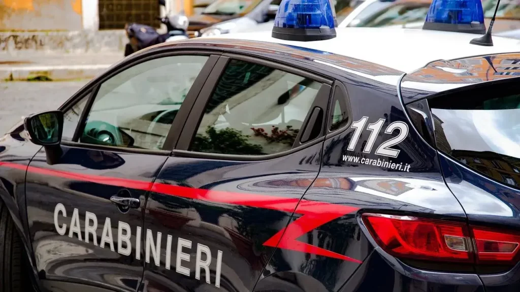 donna morta ustionata a Napoli