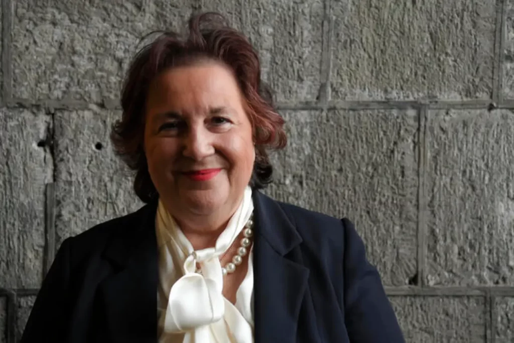 Teresa Armato