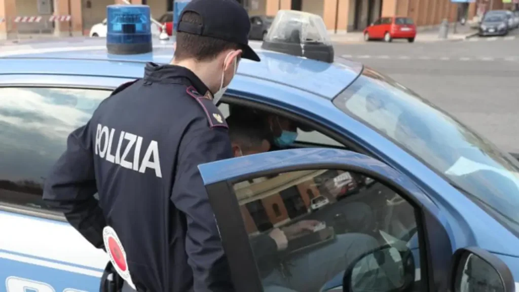agente di polizia