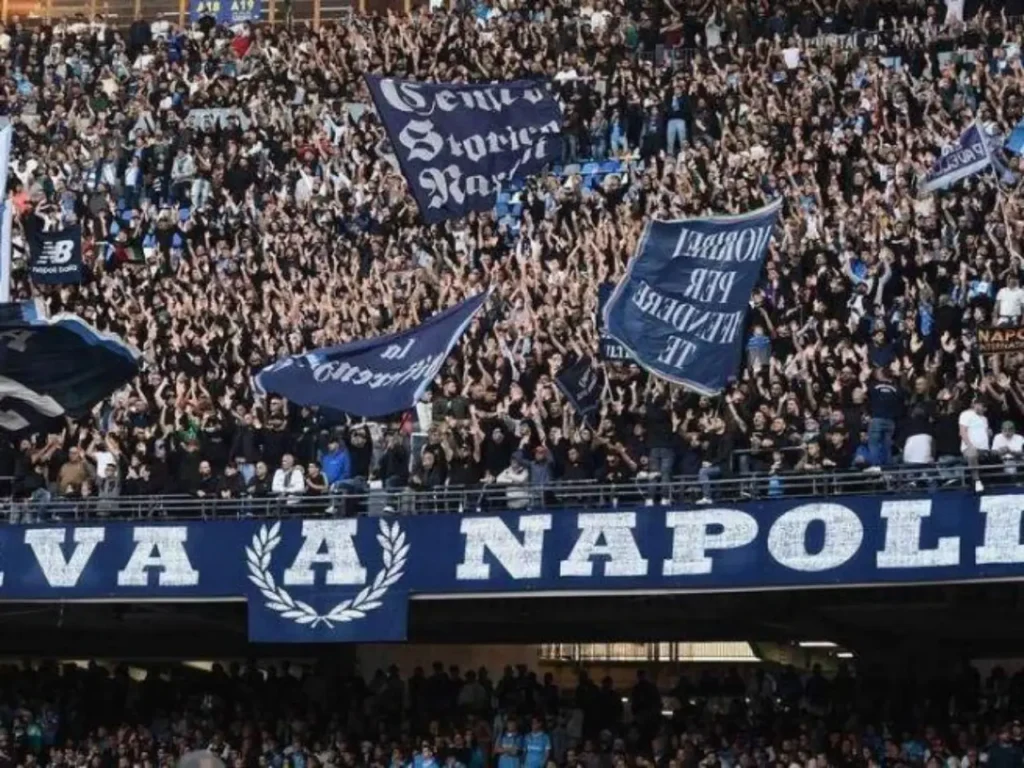 tifosi Napoli Eindhoven