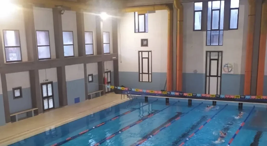 piscina comunale Secondigliano
