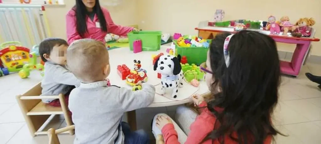educatrice scuola infanzia Napoli