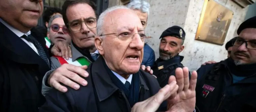 De Luca Polo Audiovisivo Napoli