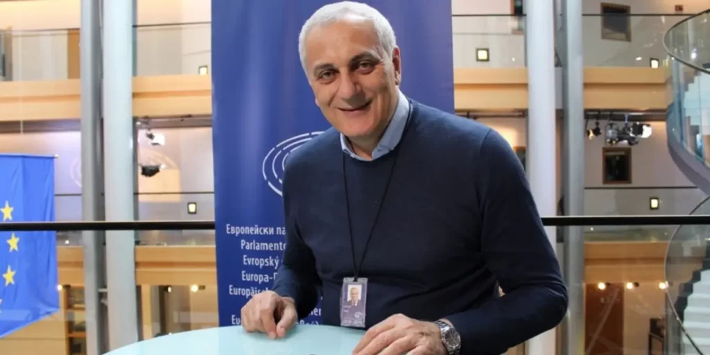 Nicola Caputo