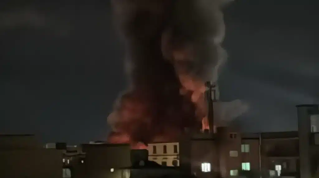 incendio via Argine Napoli
