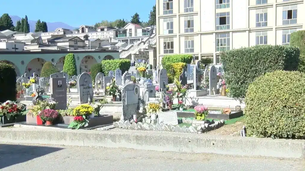 morta cimitero Avellino