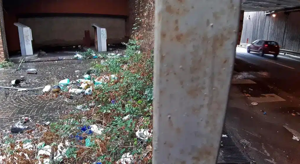 Degrado dei parcheggi chiusi dello Stadio Maradona