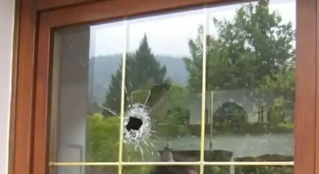 spari contro casa Ogliastro Cilento