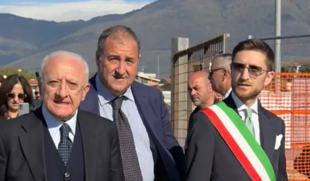 De Luca a Nola e Casamarciano