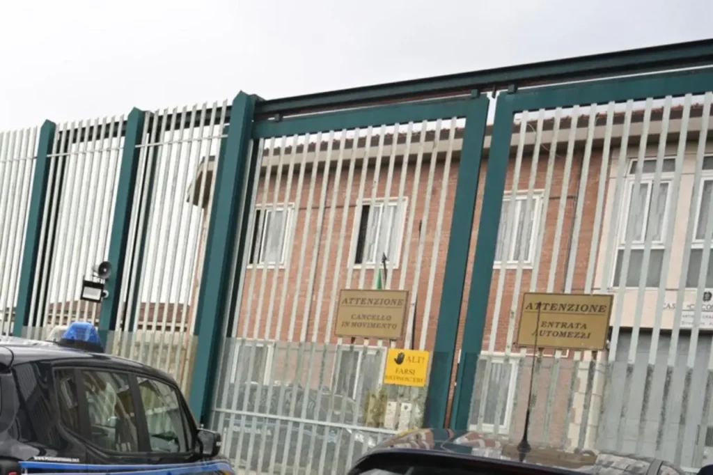 rissa carcere Avellino