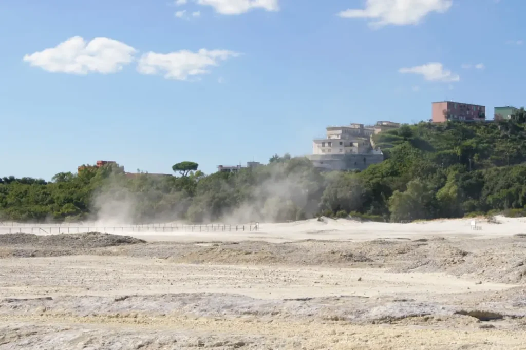 bradisismo Campi Flegrei