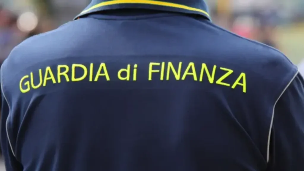sequestro profumi falsi Napoli