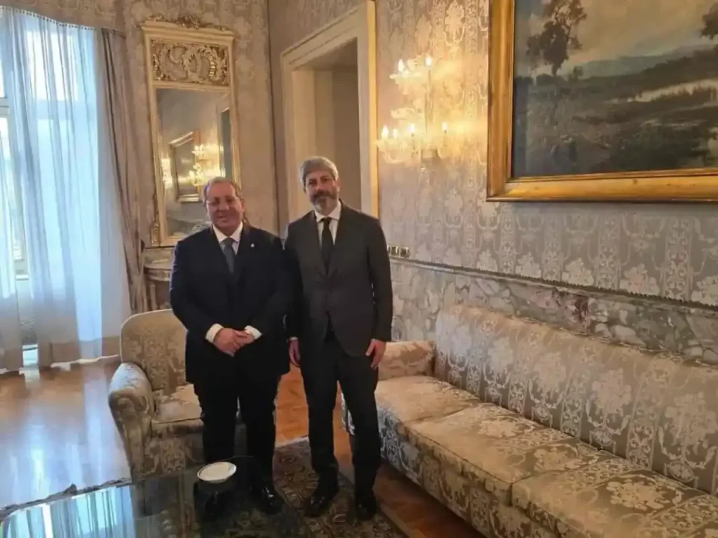 Roberto Fico prefetto Napoli