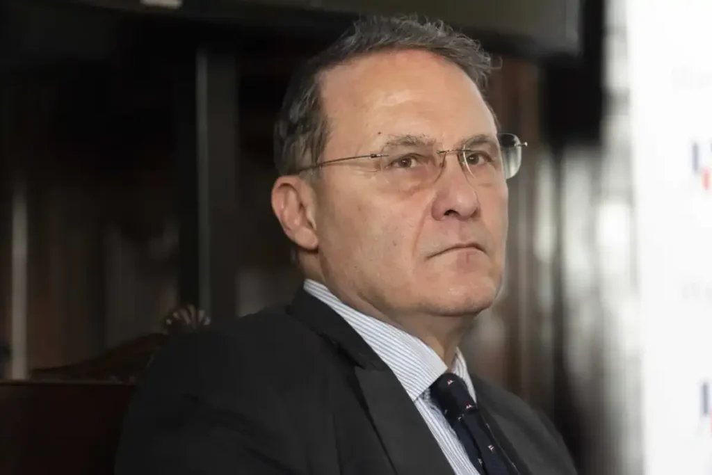 Edmondo Cirielli lavoro Campania