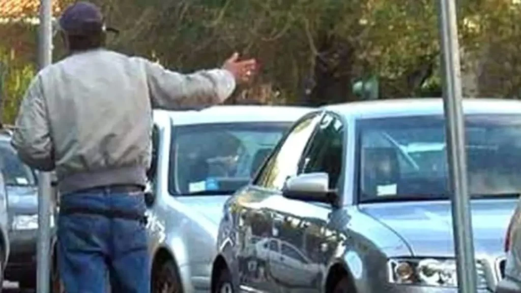 parcheggiatori abusivi Maddaloni