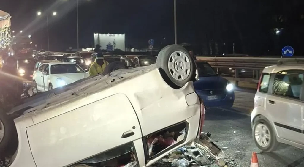 incidente Melito circumvallazione esterna