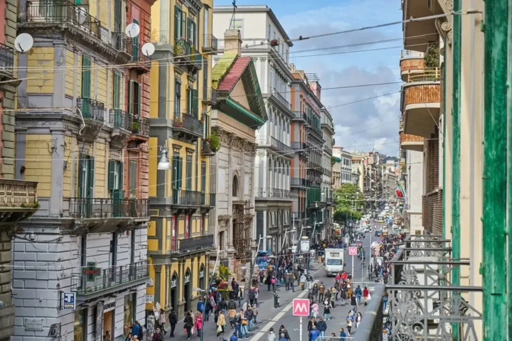 via Toledo a Napoli