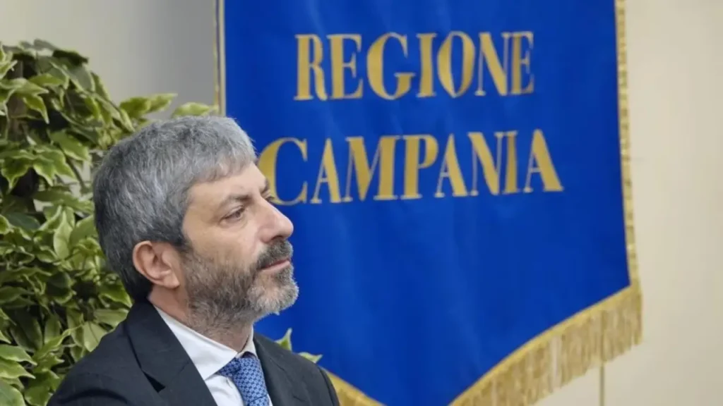 Roberto Fico in Regione Campania