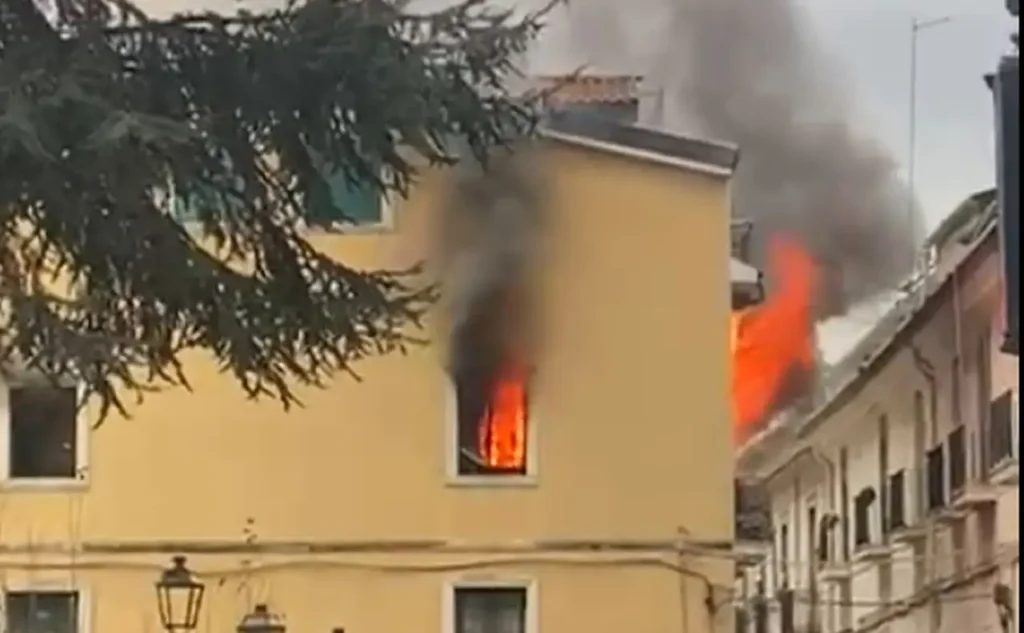 incendio Cava de’ Tirreni