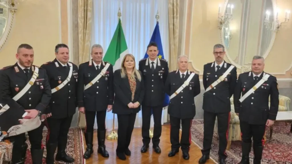 carabinieri salvano neonato Avellino