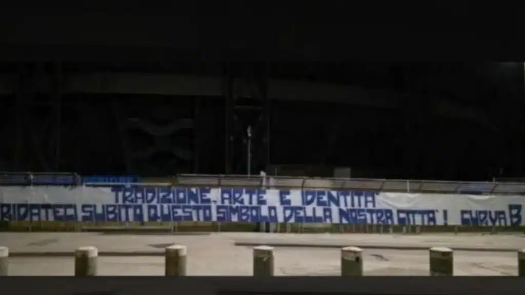 Striscione ultras Curva B