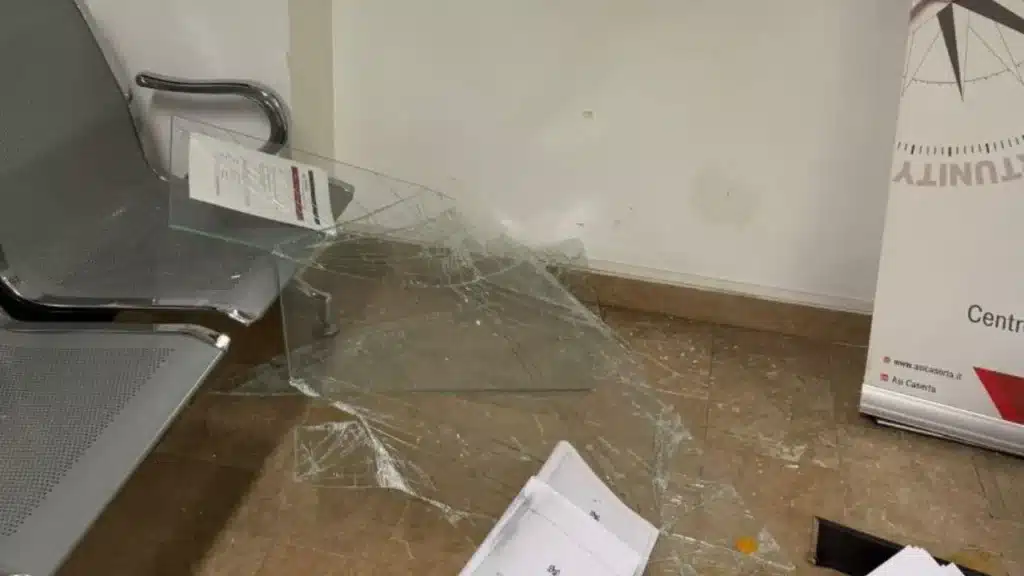 Ufficio Protocollo Consorzio Asi Caserta dopo il raid