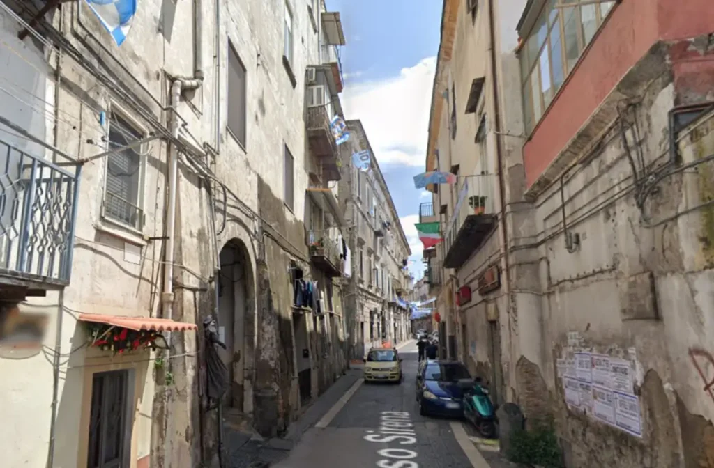 area pubblica parcheggio privato Barra