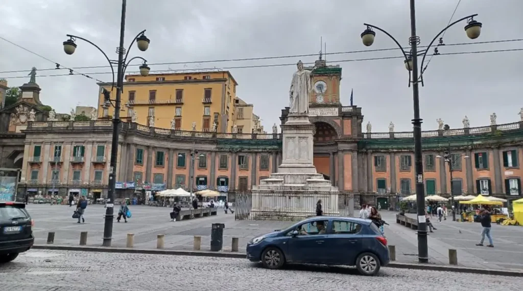Piazza Dante