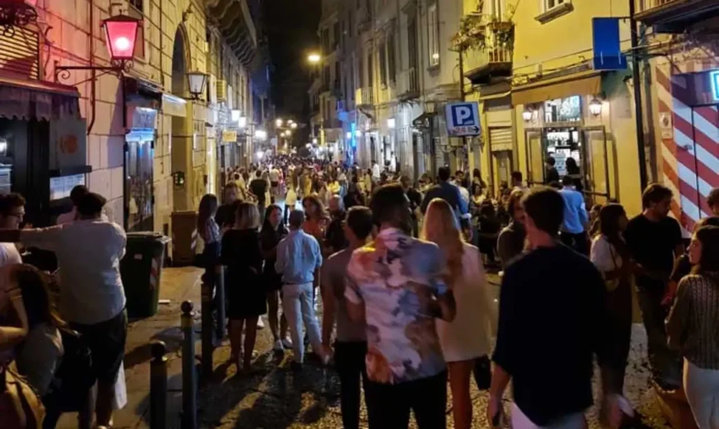 baretti in zona Chiaia