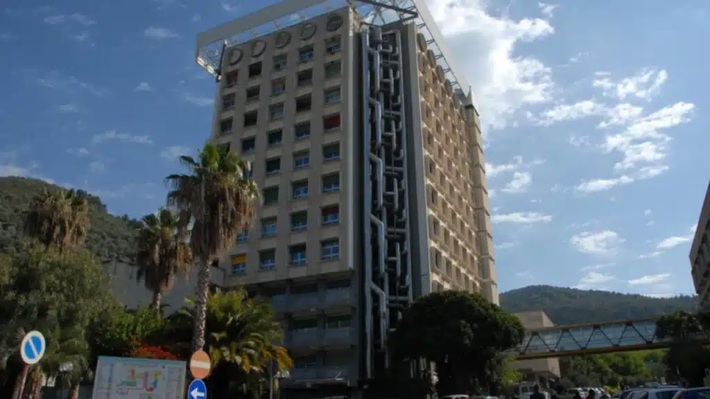Azienda Ospedaliero-Universitaria San Giovanni di Dio e Ruggi d’Aragona Foto: Ansa