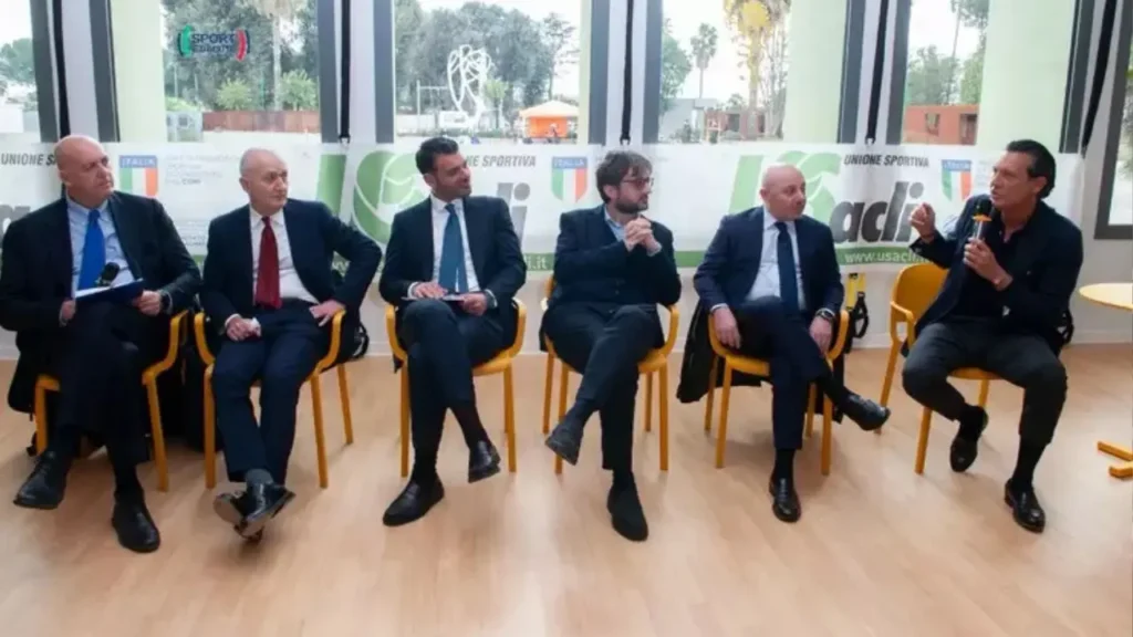 L'incontro di oggi presso il centro Pino Daniele di Caivano. Foto Ansa.