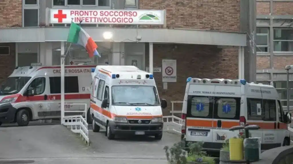 Ospedale Cotugno Napoli. Foto da Repubblica.