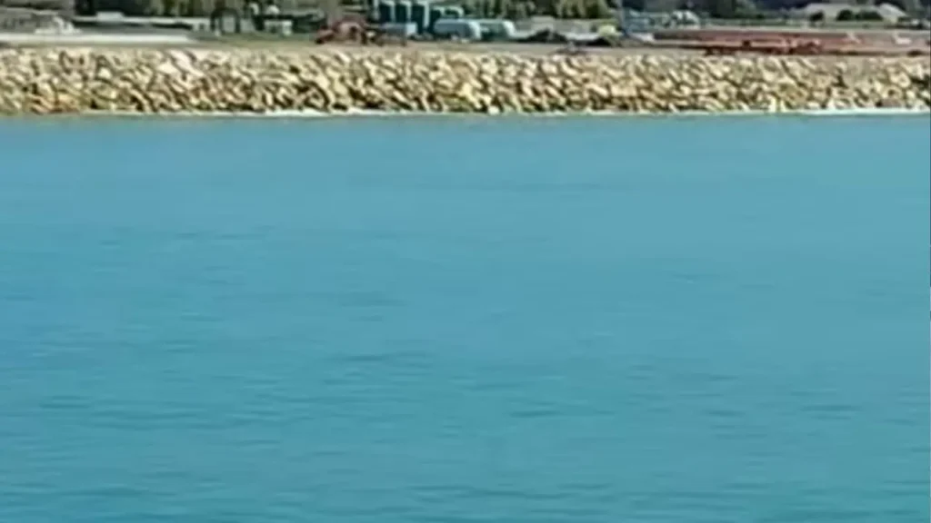 Foto mare di Bagnoli.