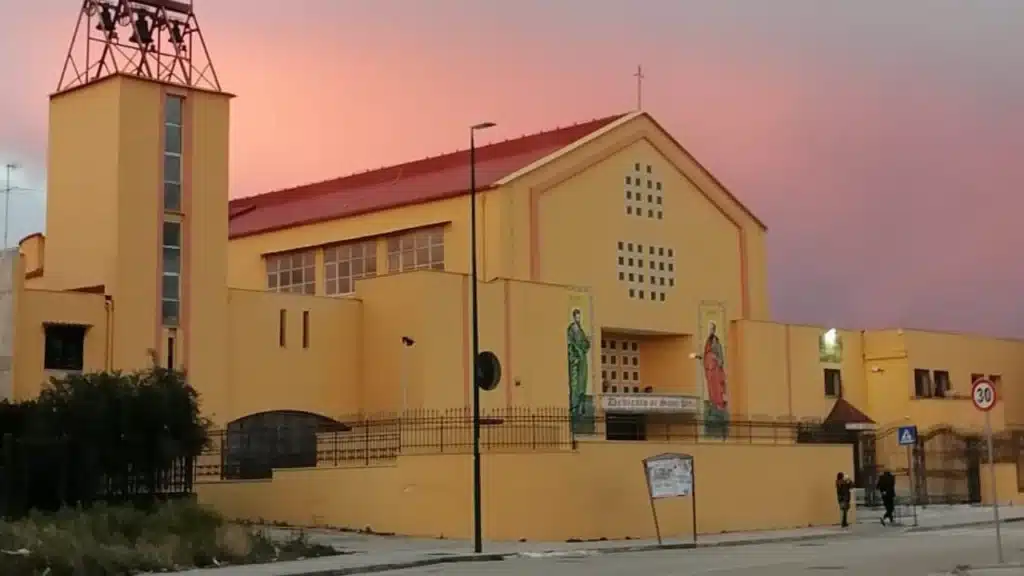 chiesa dei Santi Pietro e Paolo del quartiere Ponticelli Foto: social