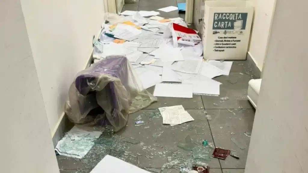 raid alla scuola “Mena Morlando”