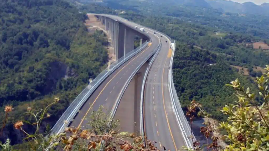 A2 Salerno-Reggio Calabria Foto: Ansa