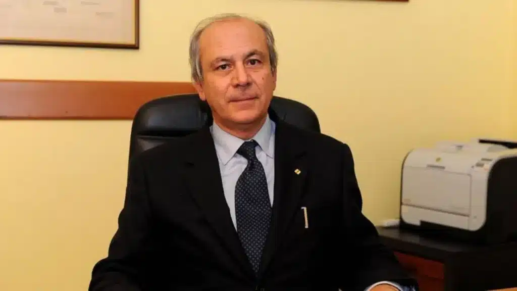 Armando Zambrano