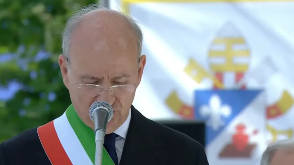 Il sindaco D'Errico