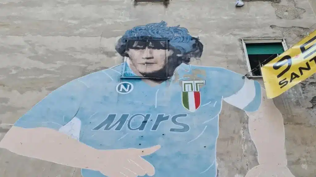 Largo Maradona