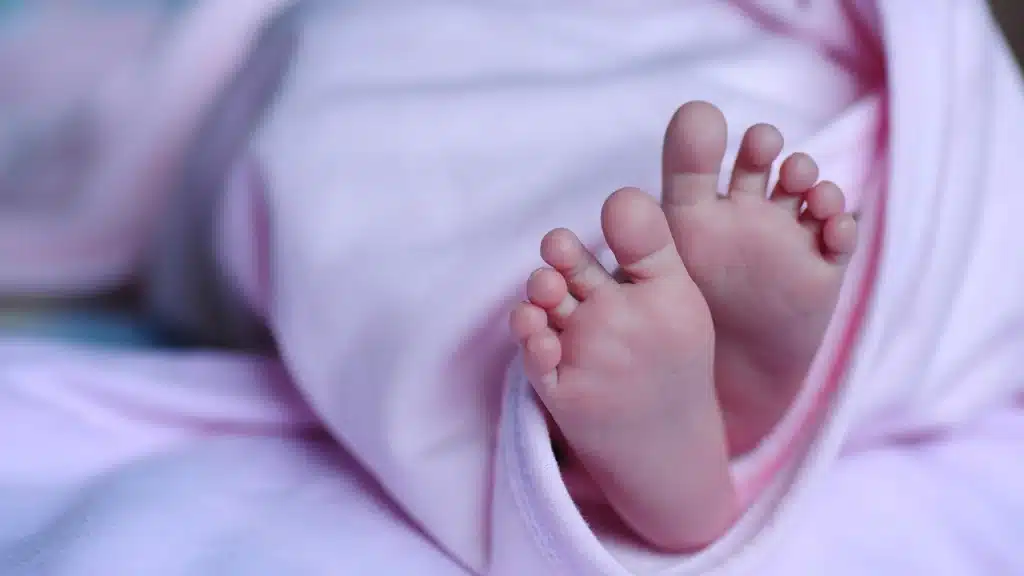 piede neonato - immagine di repertorio