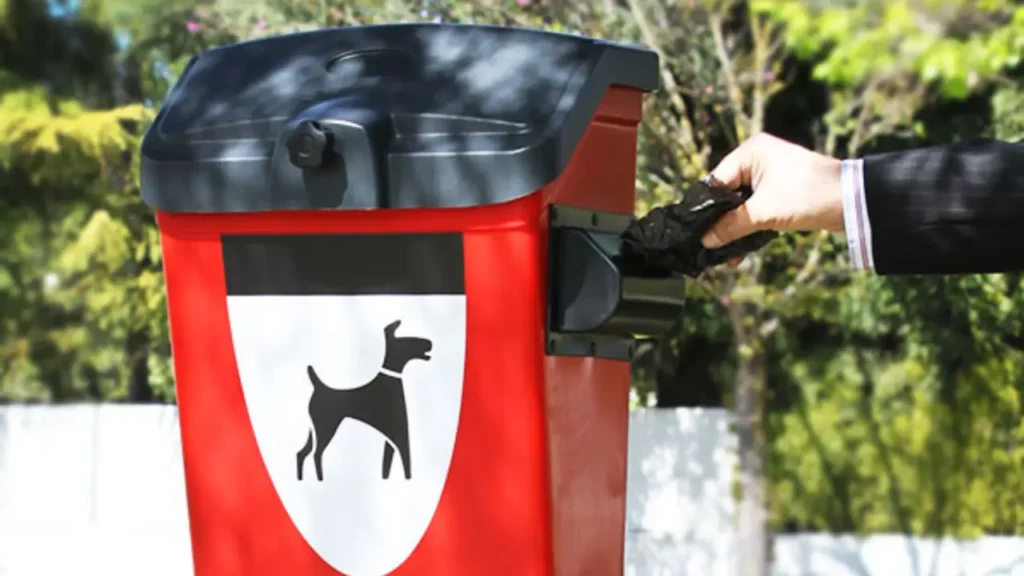 Cestino per deiezioni canine