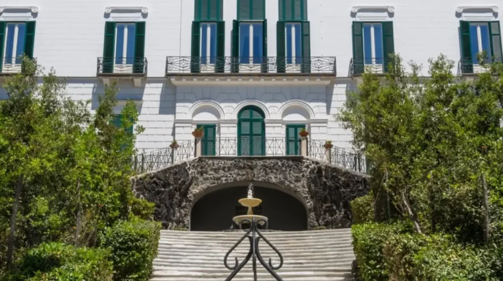 Le voci di sopra