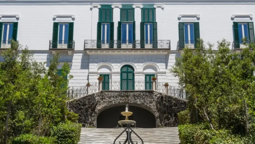 Le voci di sopra