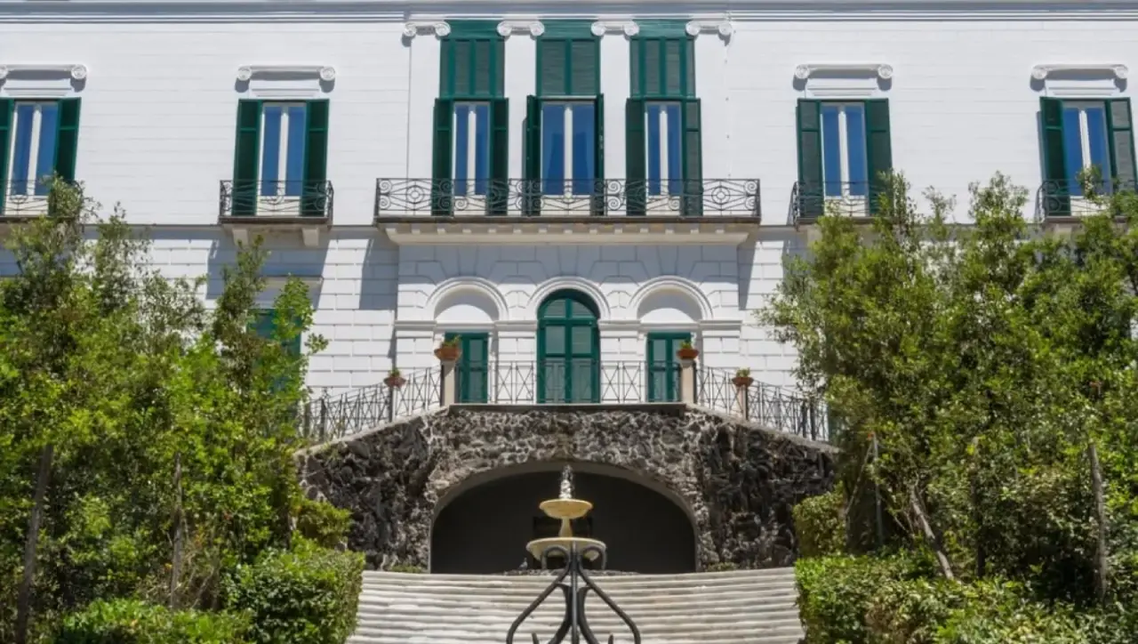 “Le voci di sopra”, da giugno ad ottobre il calendario degli napoletani del Vomero