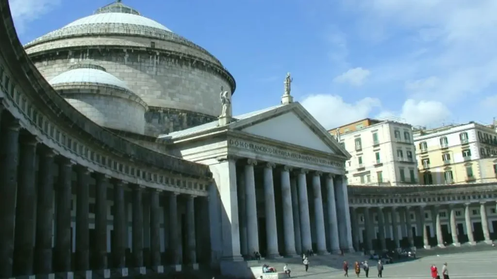 Piazza del Plebiscito Napoli