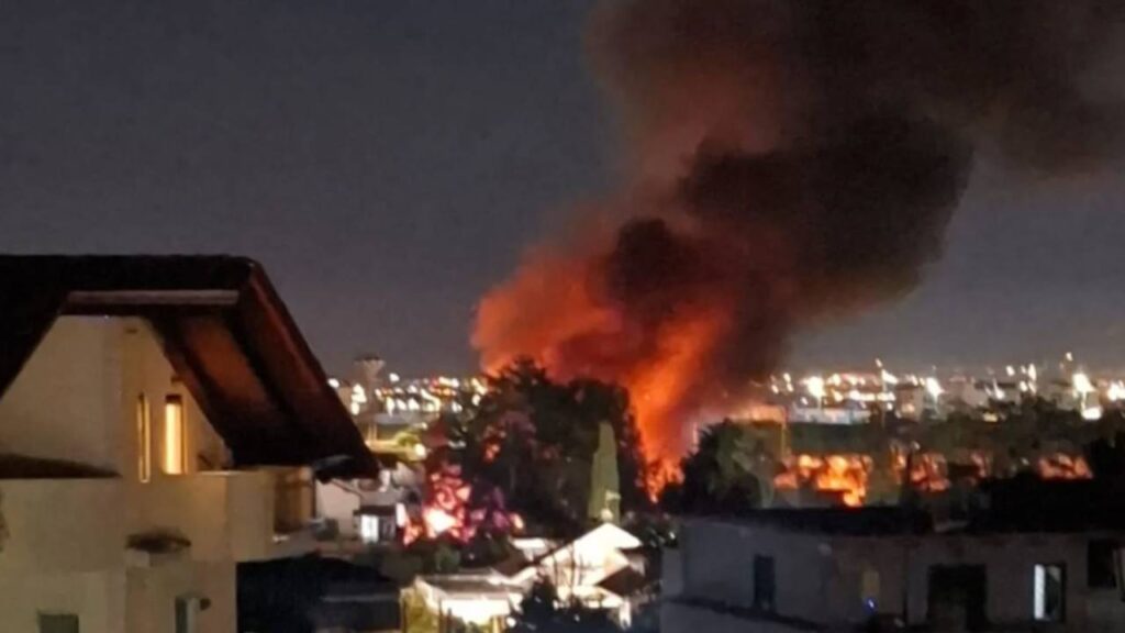 incendio campo rom Scampia