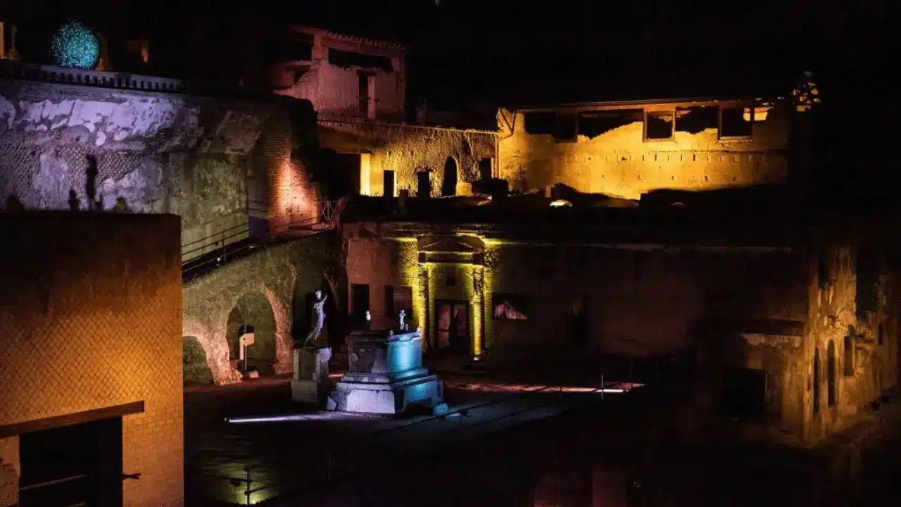 Tornano i Venerdi di Ercolano al Parco Archeologico. Palcoscenico a cielo aperto tra le rovine dell’antica città