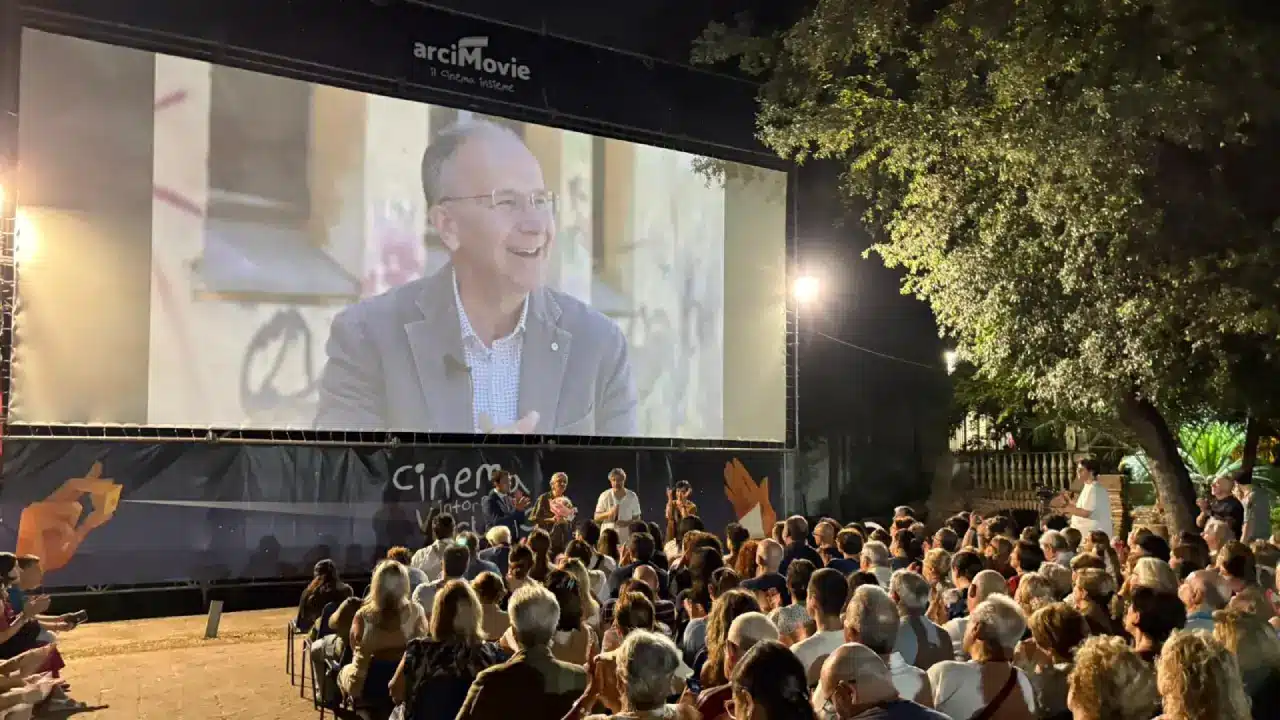 Cinema intorno al Vesuvio. Sold out con 400 spettatori al debutto della rassegna cinematografica a San Giorgio a Cremano
