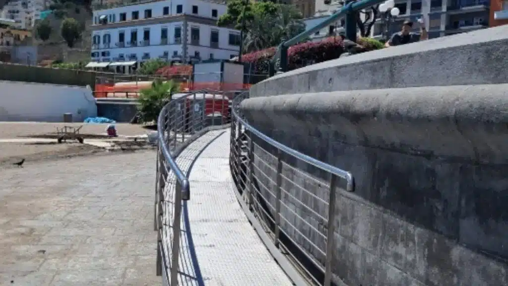 Spiaggia largo Sermoneta